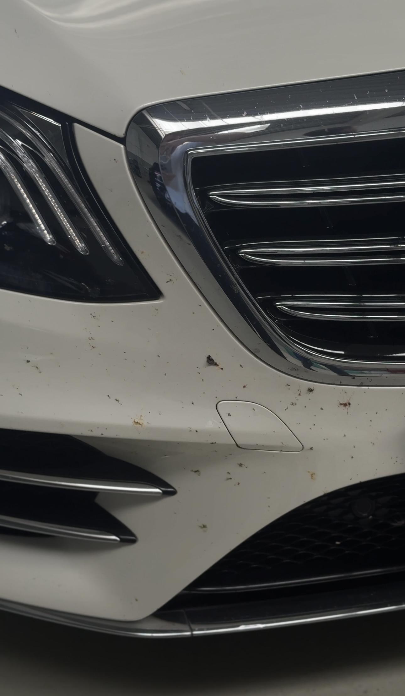 Mercedes Stoßstange – Vorher